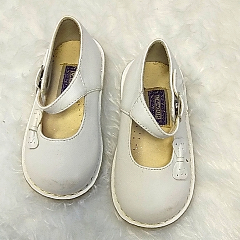 L'Amour Girls white Sandals